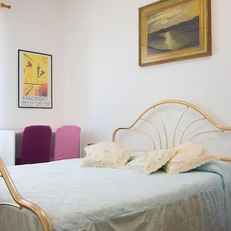 Occhj A Mari B&B 산타테레사의갈루라