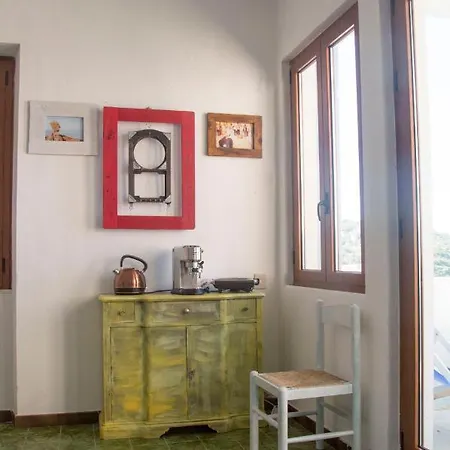 Occhj A Mari Bed & Breakfast *