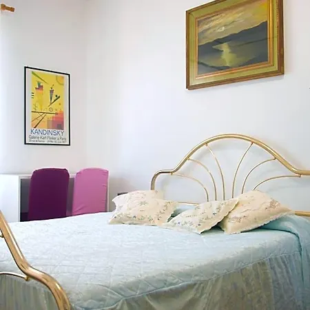Occhj A Mari Bed & Breakfast